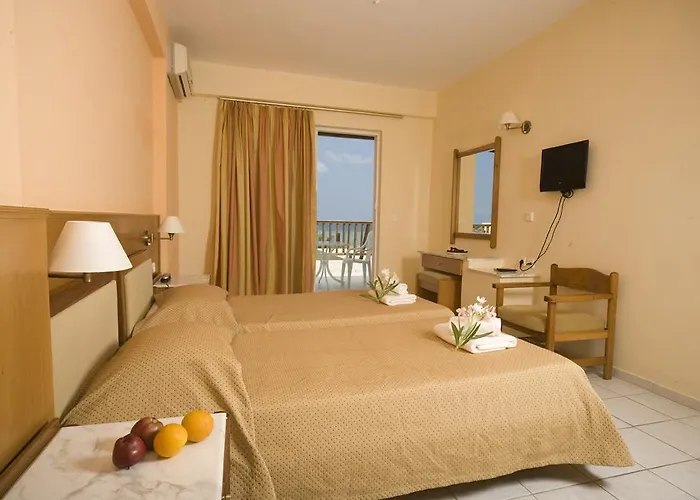 Hotel Maravel Sky & 3*