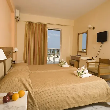 Hotel Maravel Sky & 3*