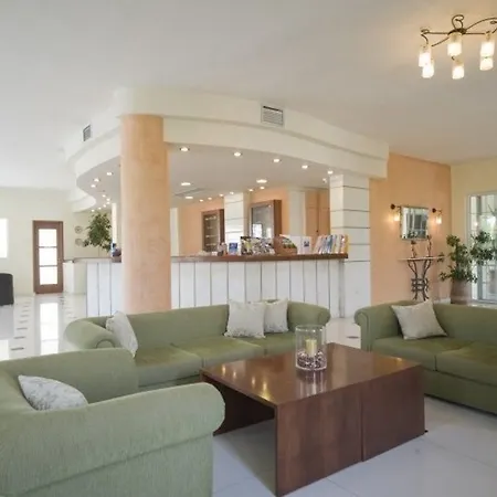 Maravel Sky & 3*