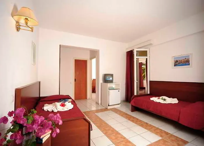 Maravel Sky & Hotel 3*